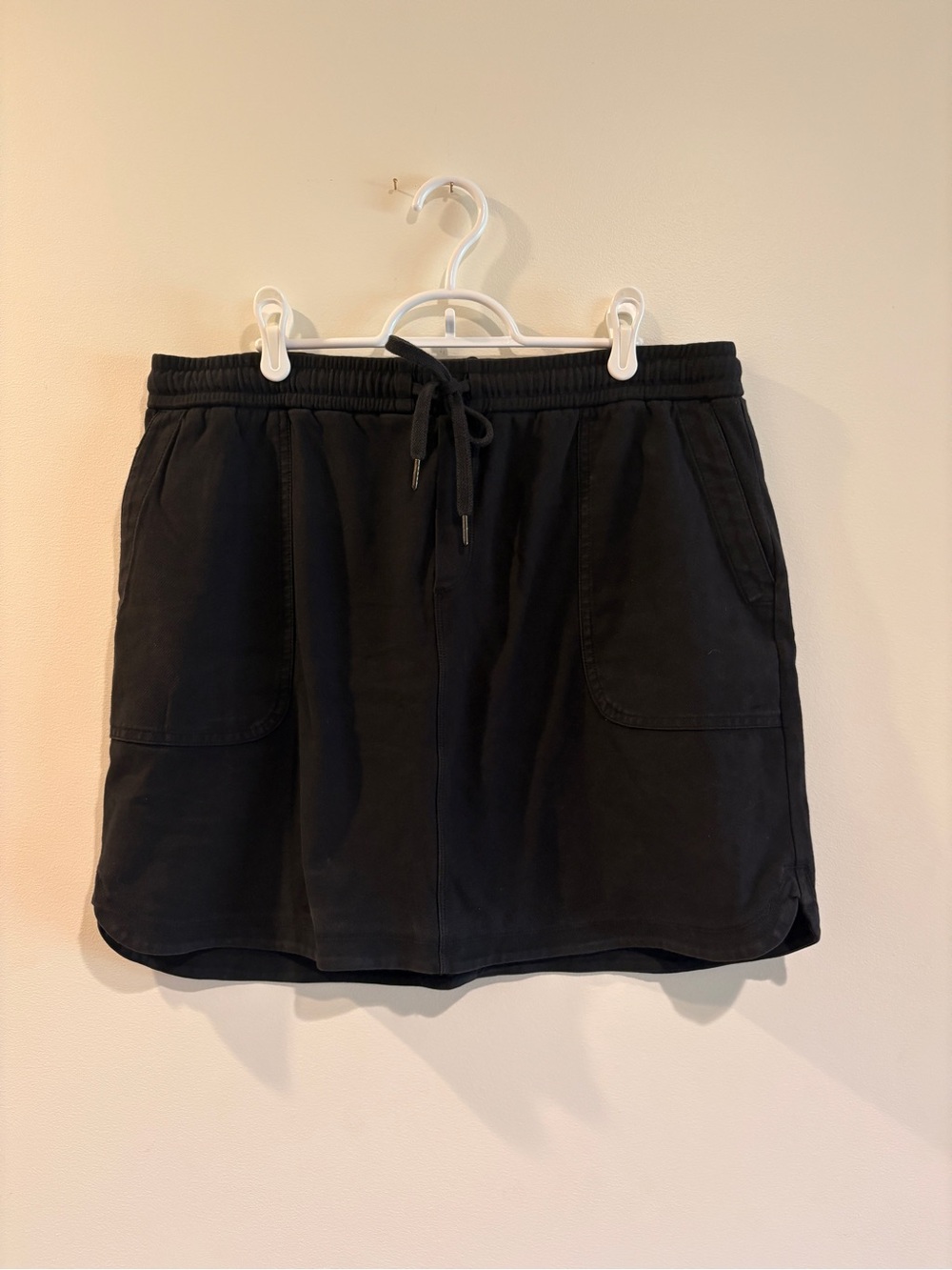 Athleta - Black Drawstring Utility Skirt